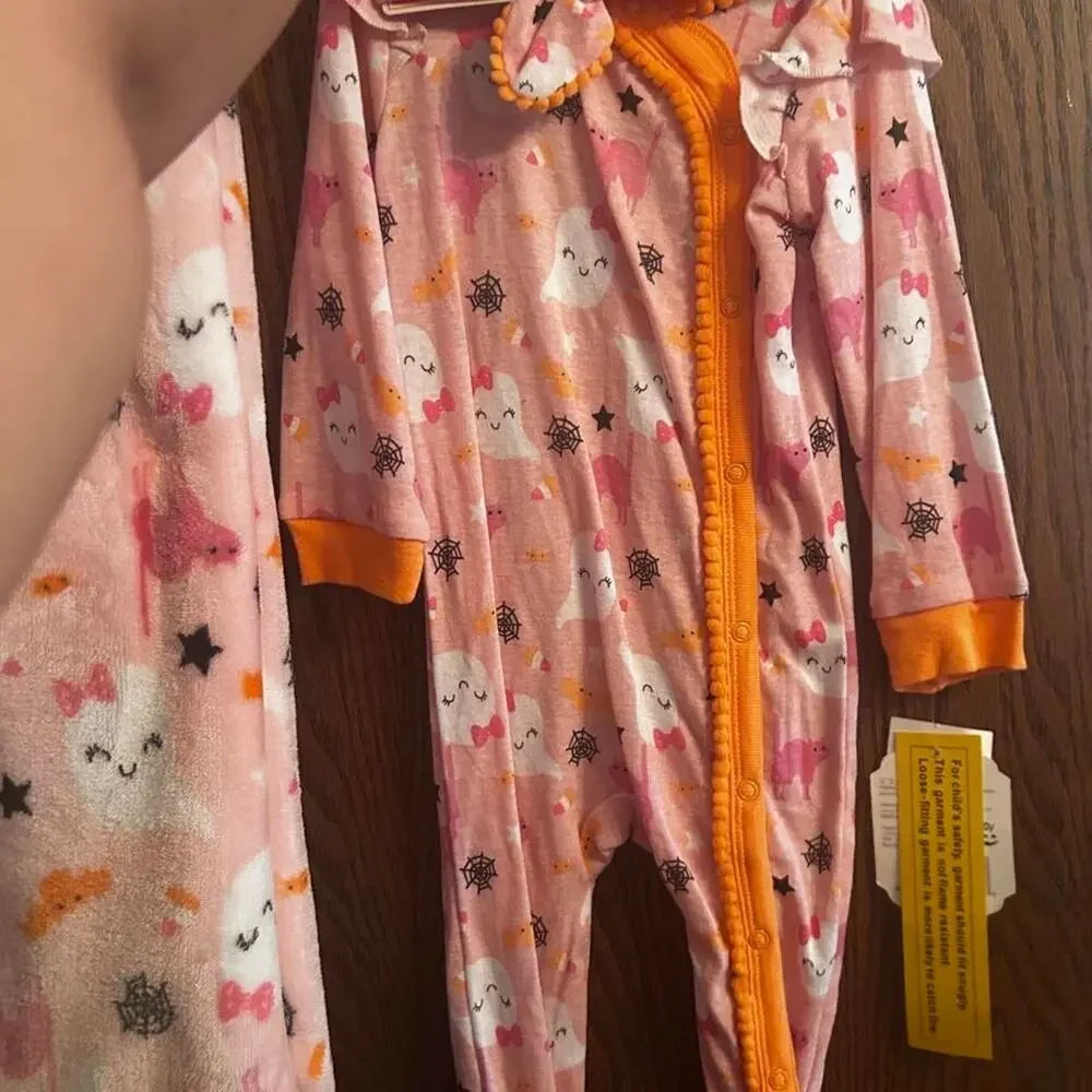 New matching blanket and 18m pjs